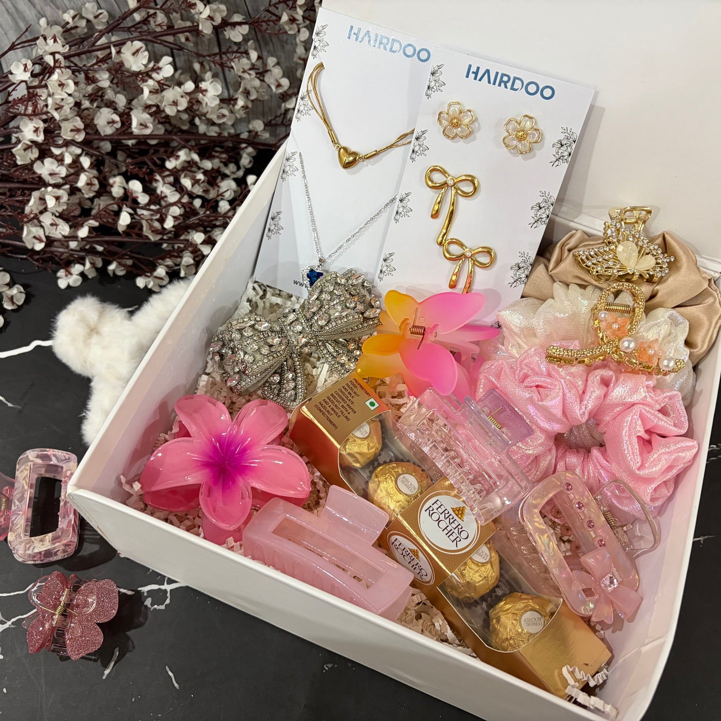 Premium Luxe Hamper ( with box )