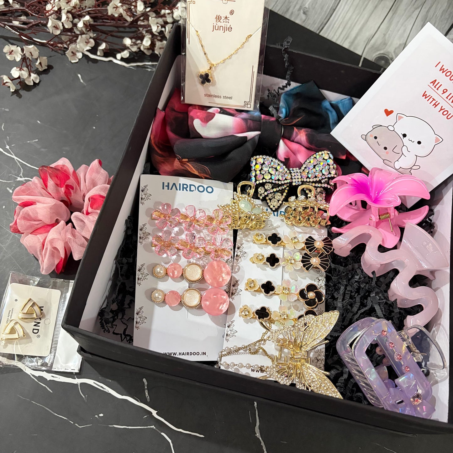 Premium Luxe Hamper ( with box )