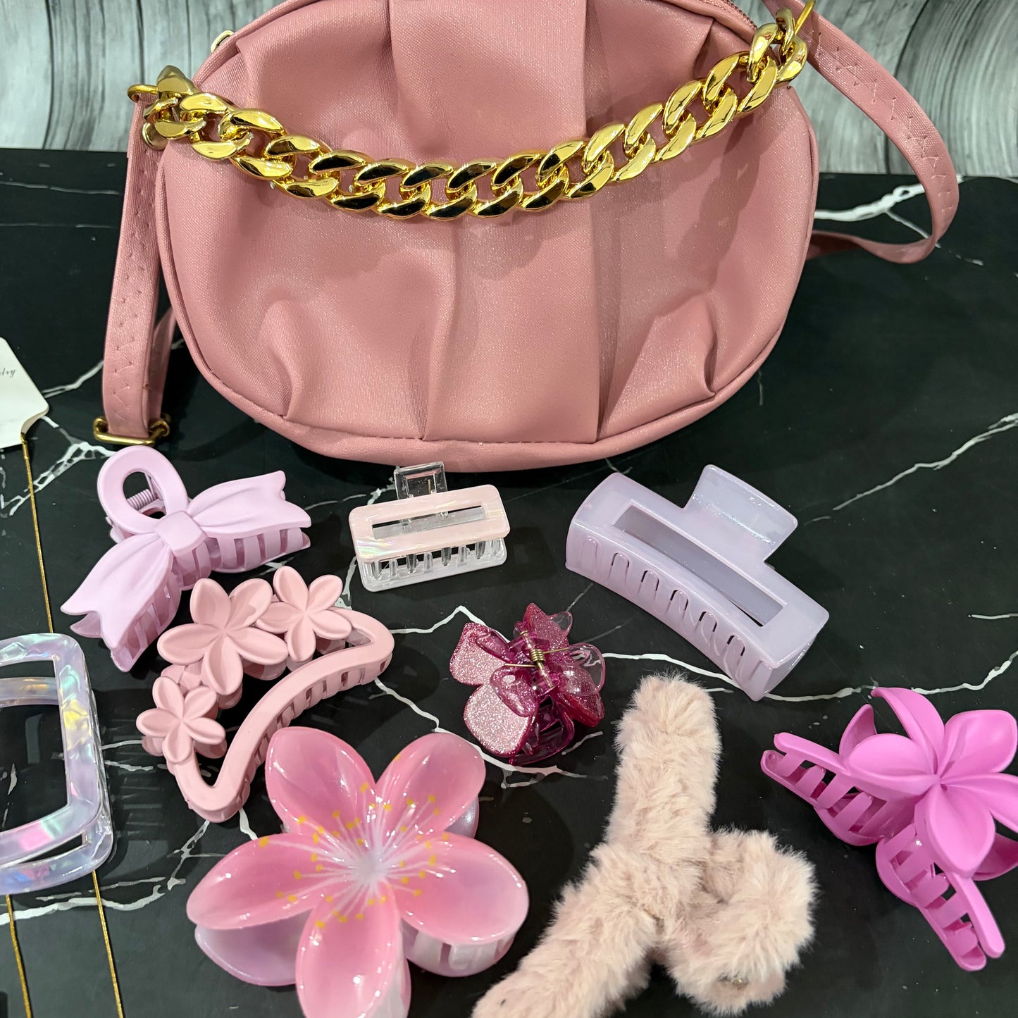 Cute Pink Hamper ( with HandBag )