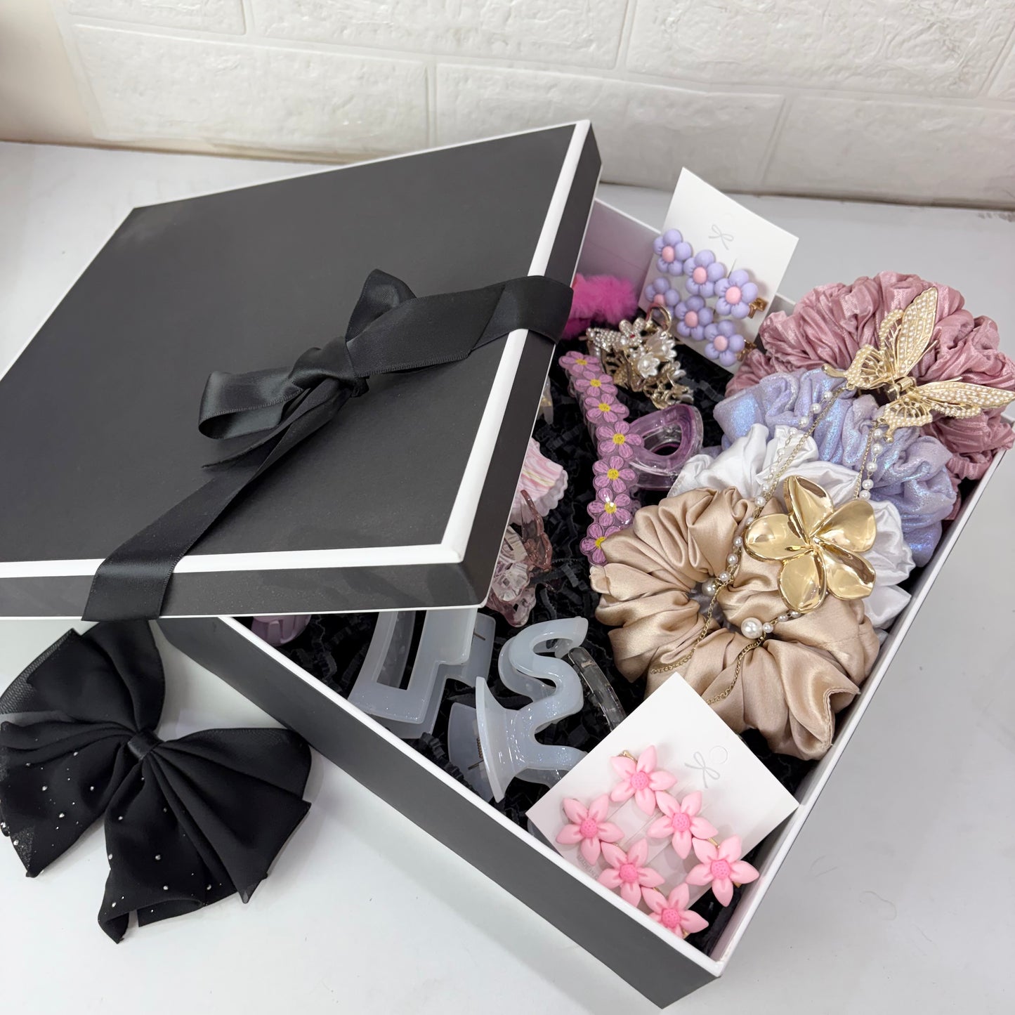Premium Luxe Hamper ( with box )