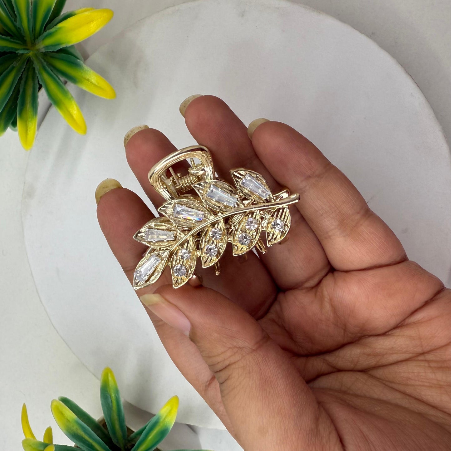 Luxury Leaves Hairclaw