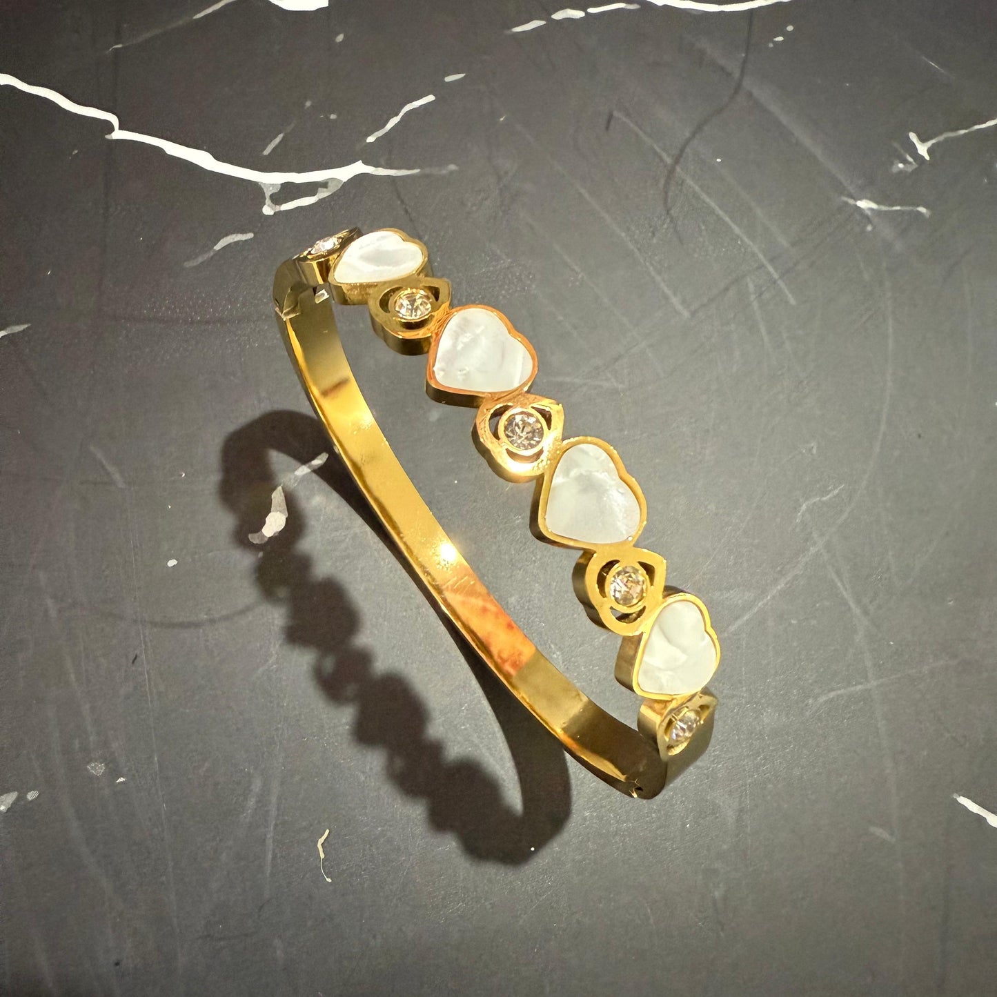 Anti-Tarnish Heart Bracelet