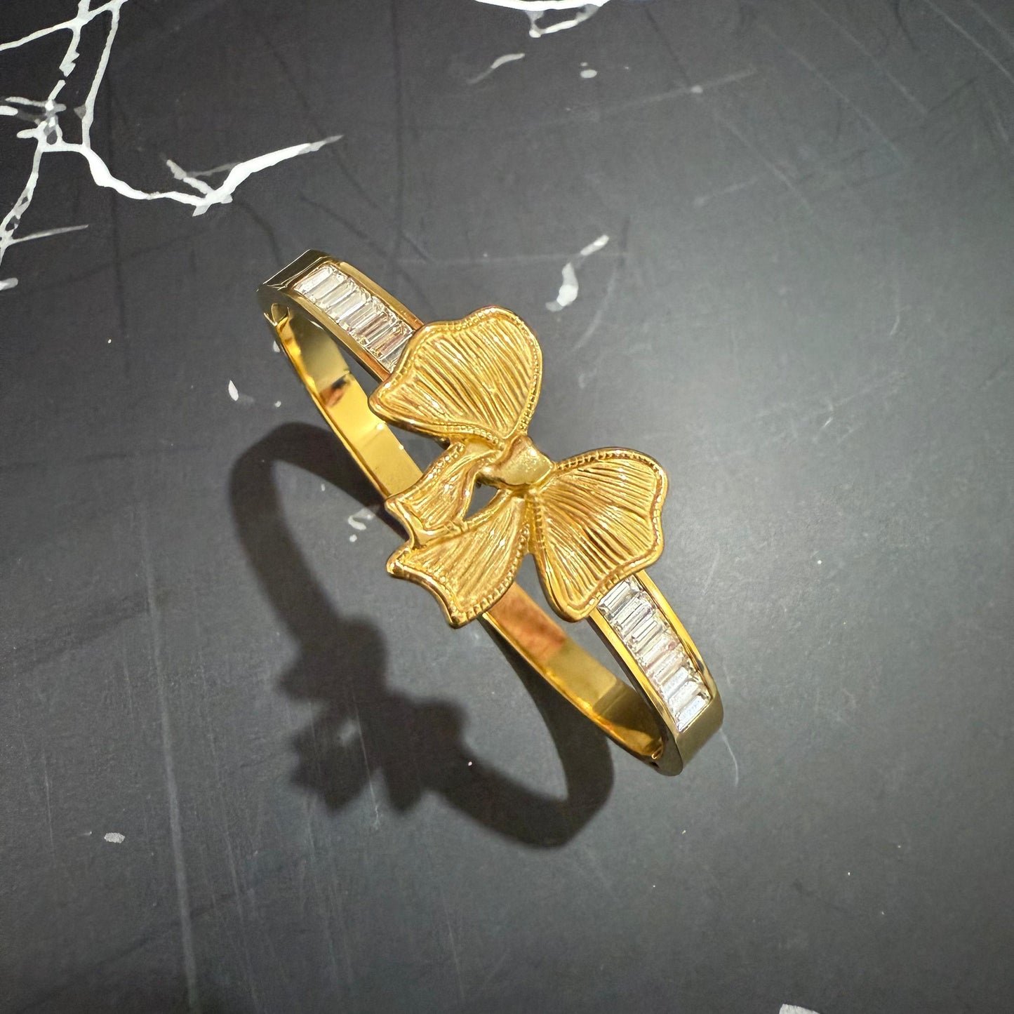Anti-Tarnish Bow Bracelet
