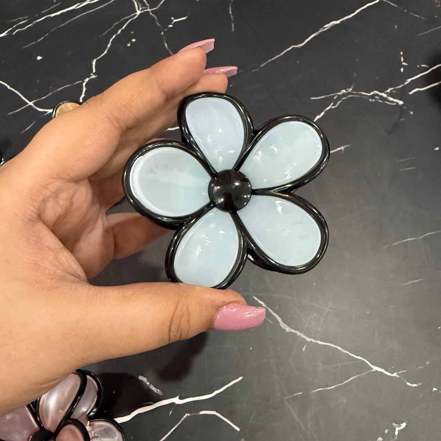 Giant Flower Hairclaw - Dual