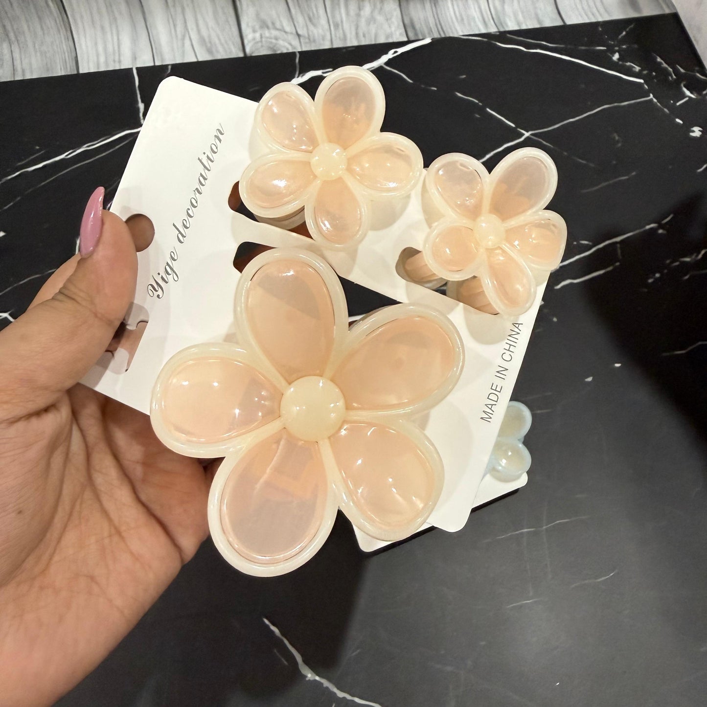 Giant Pastel Hairclaw - Set of 3