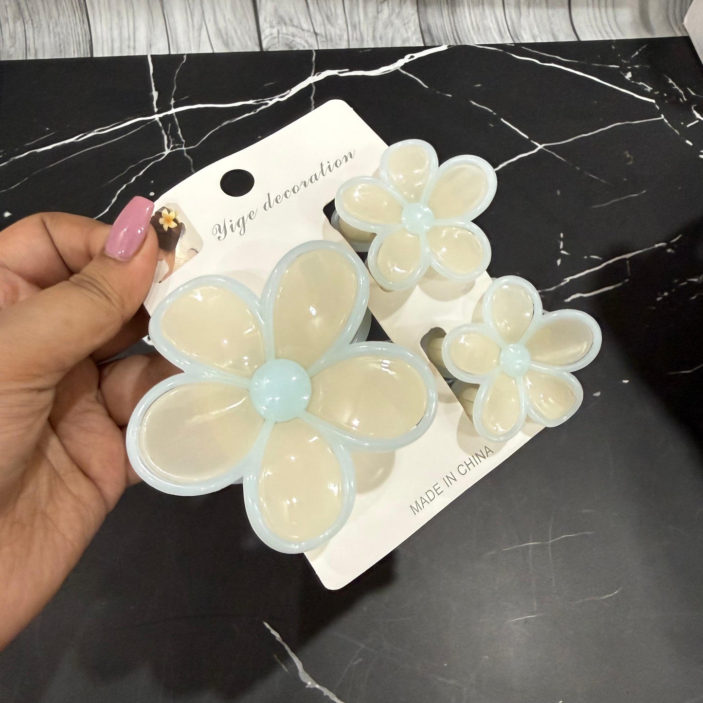 Giant Pastel Hairclaw - Set of 3