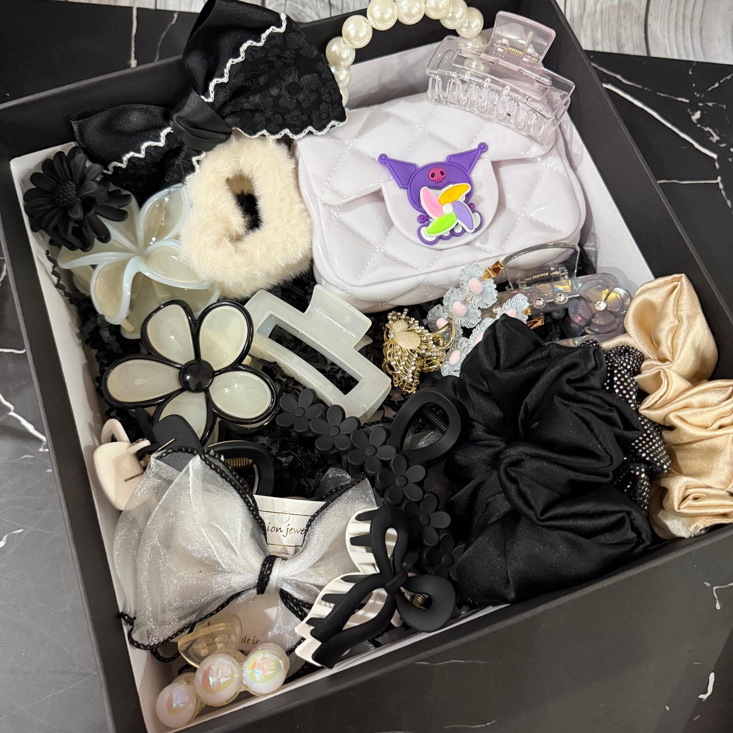 Premium Cute Hamper ( with box )