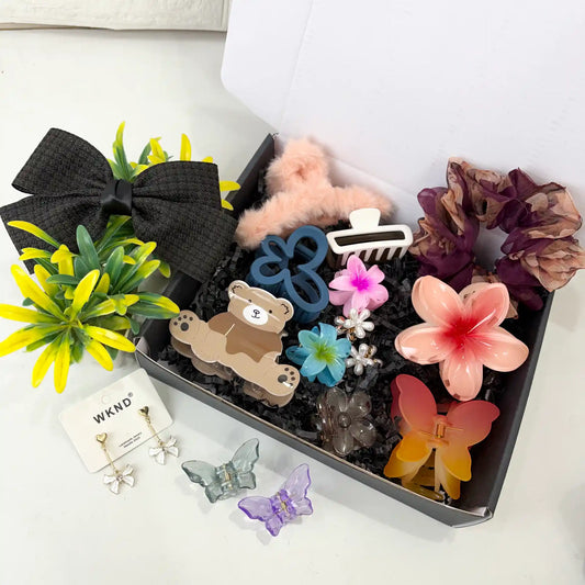 Love Hamper (16 Items)