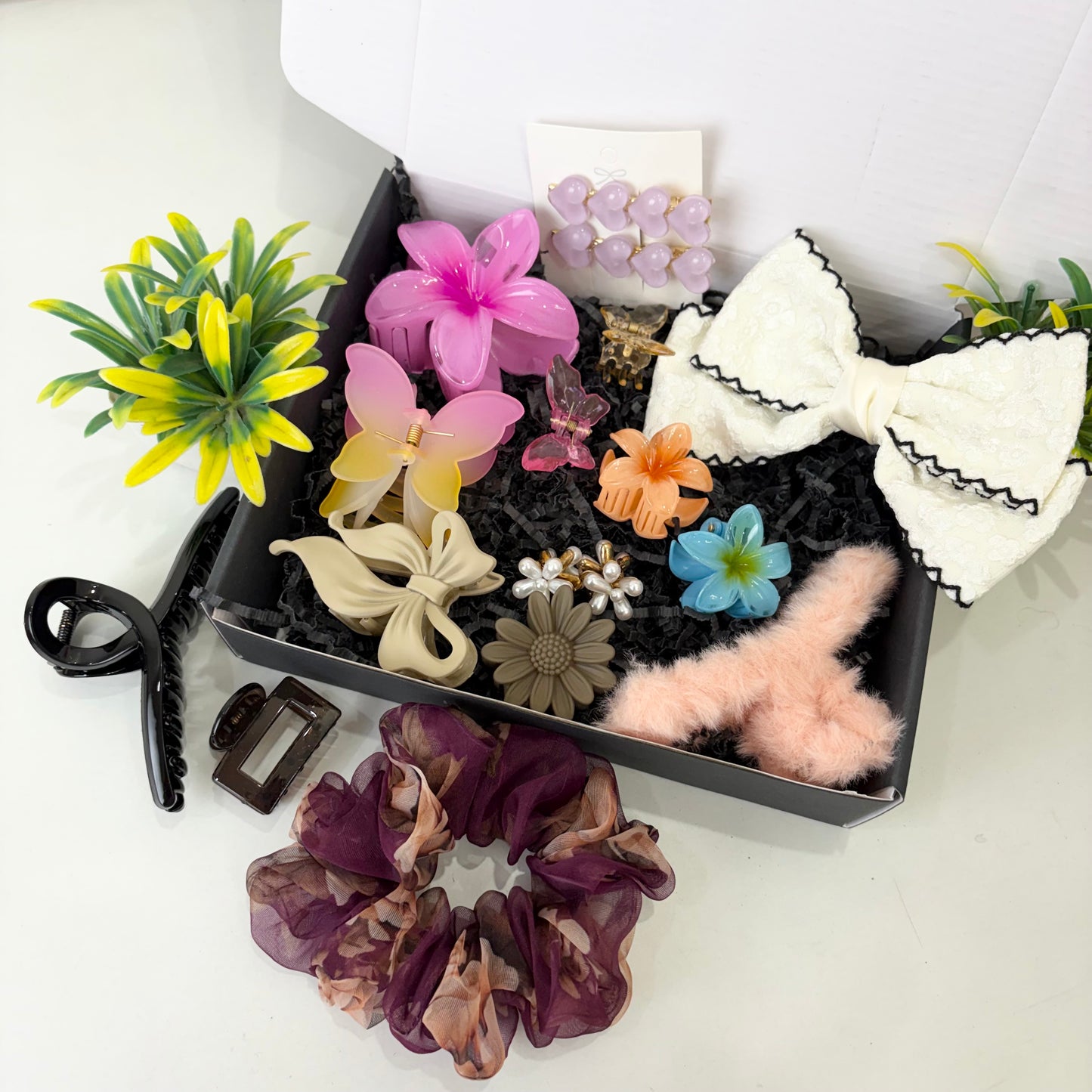 Love Hamper (16 Items)
