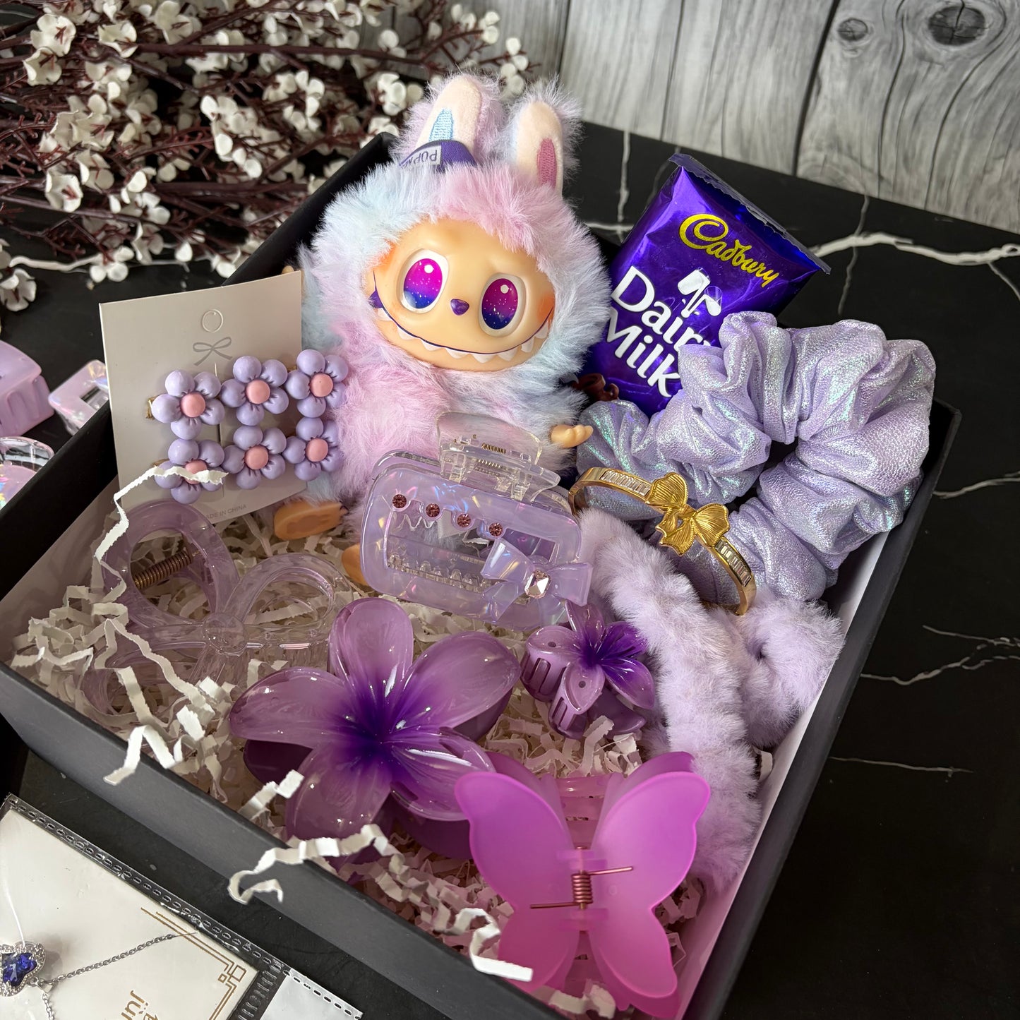 Premium Mix Hamper ( with box )