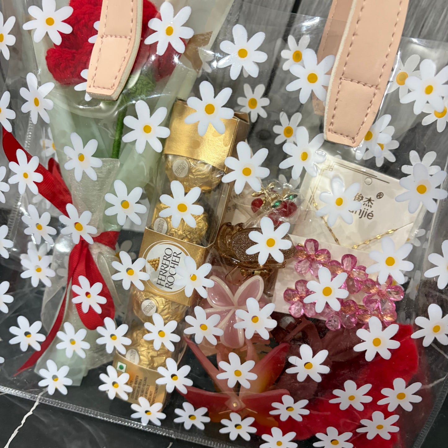 Rose Hamper ( with HandBag )
