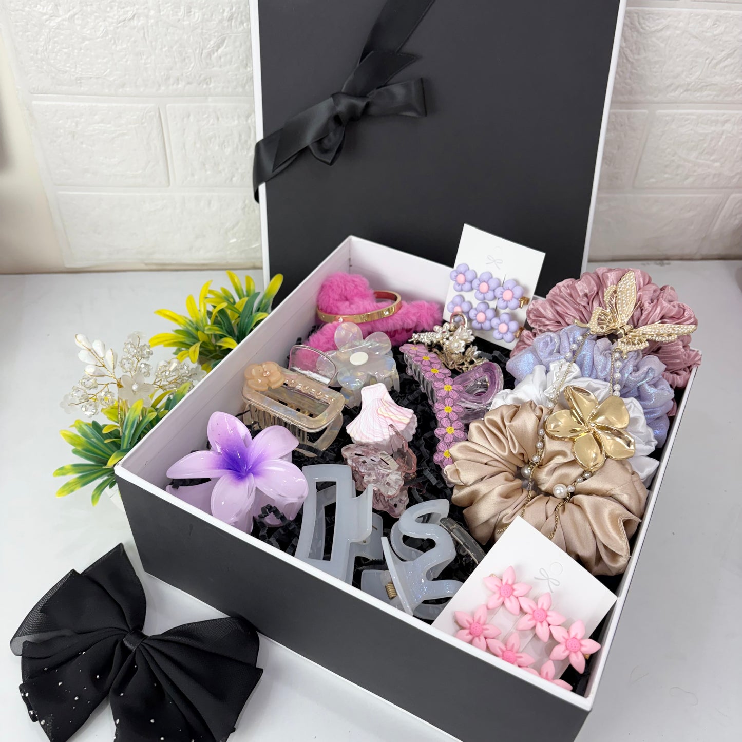 Premium Luxe Hamper ( with box )