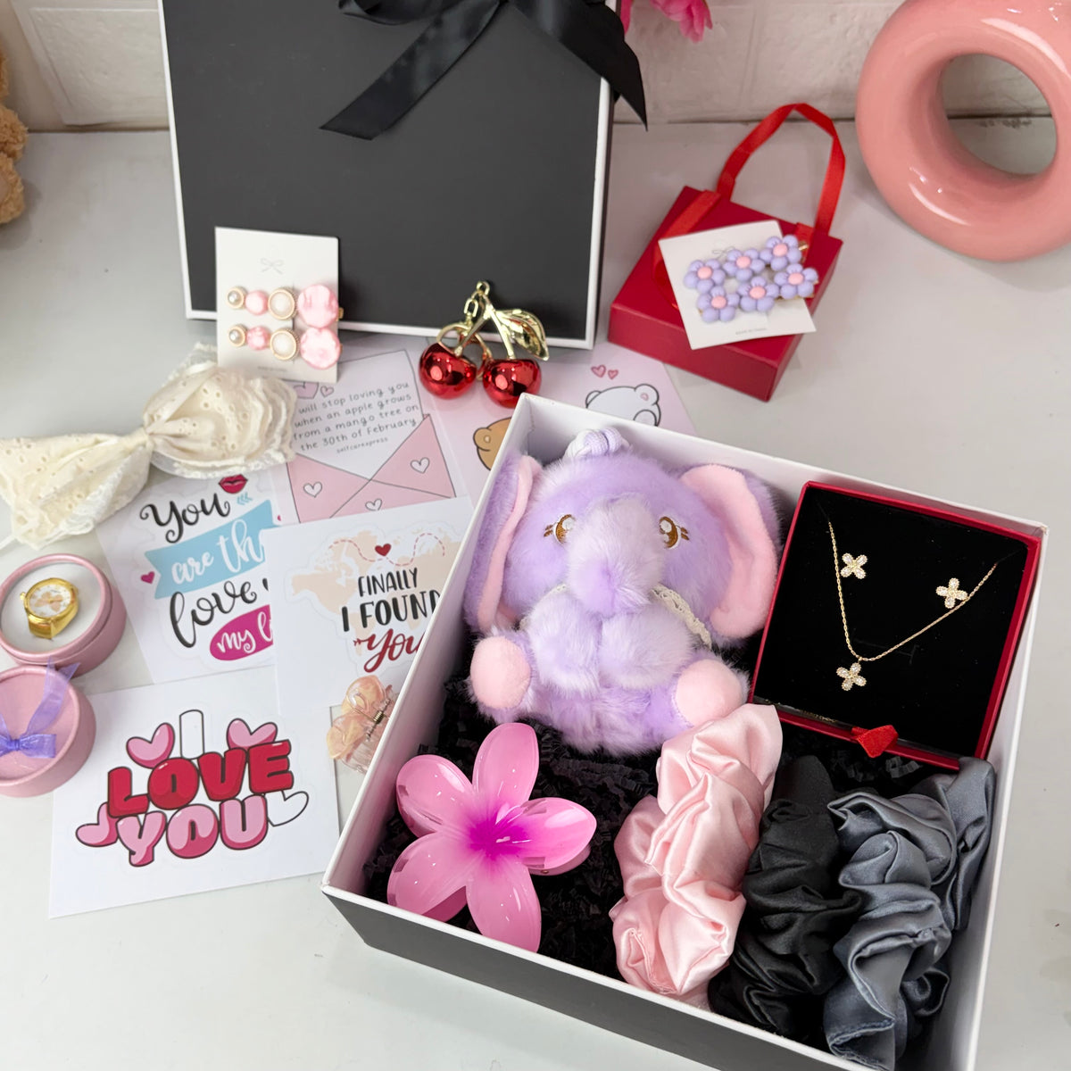 Premium Love Hamper
