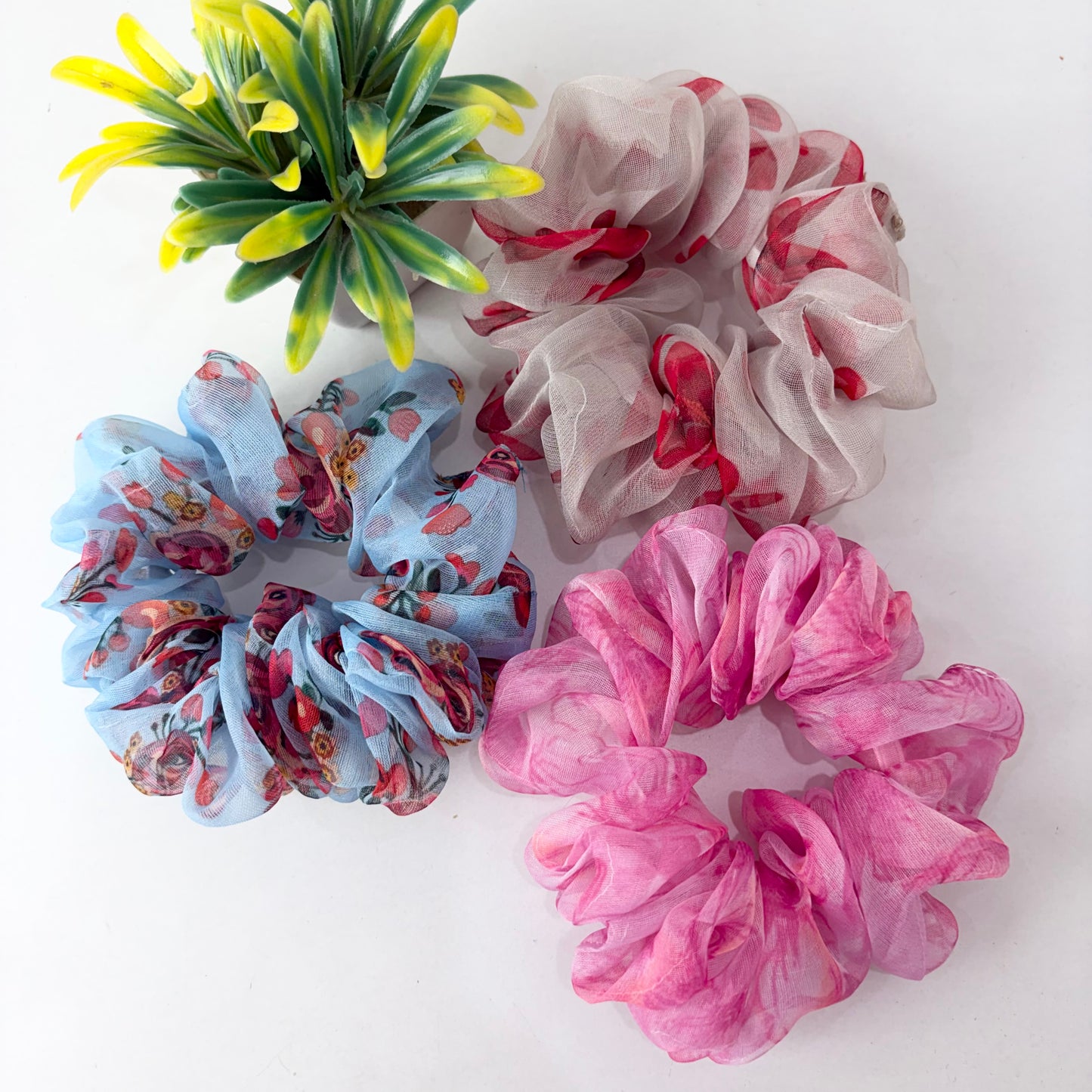 Set of 3 - Scrunchies (Organza )