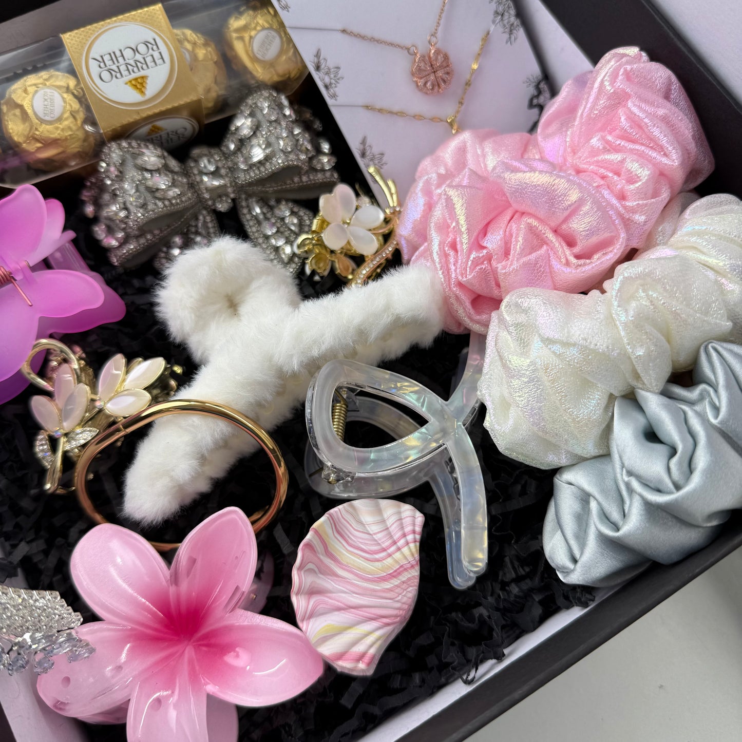 Premium Luxe Hamper ( with box )