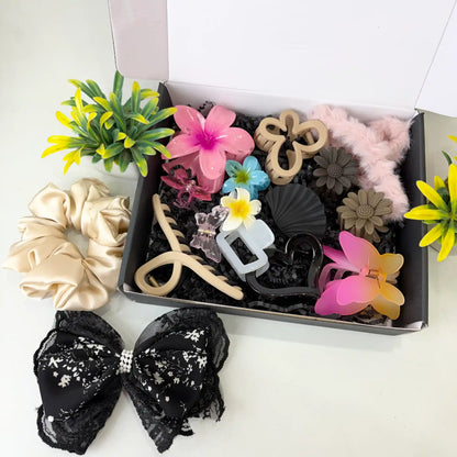 Love Hamper (16 Items)
