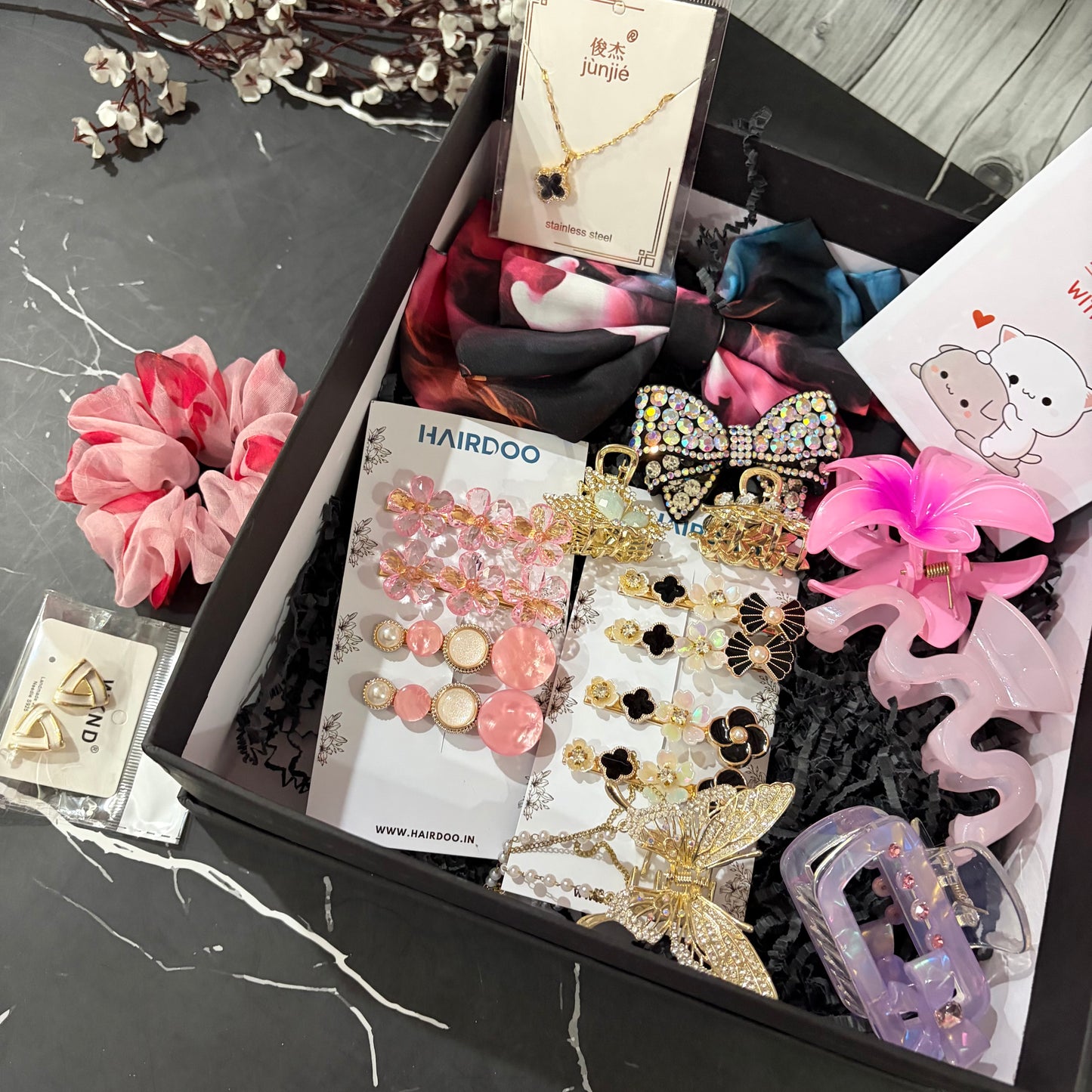 Premium Luxe Hamper ( with box )