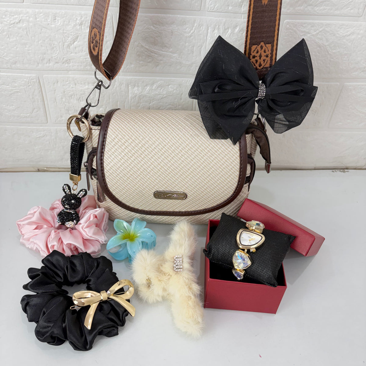 Premium Hamper ( with HandBag )