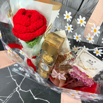 Rose Hamper ( with HandBag )