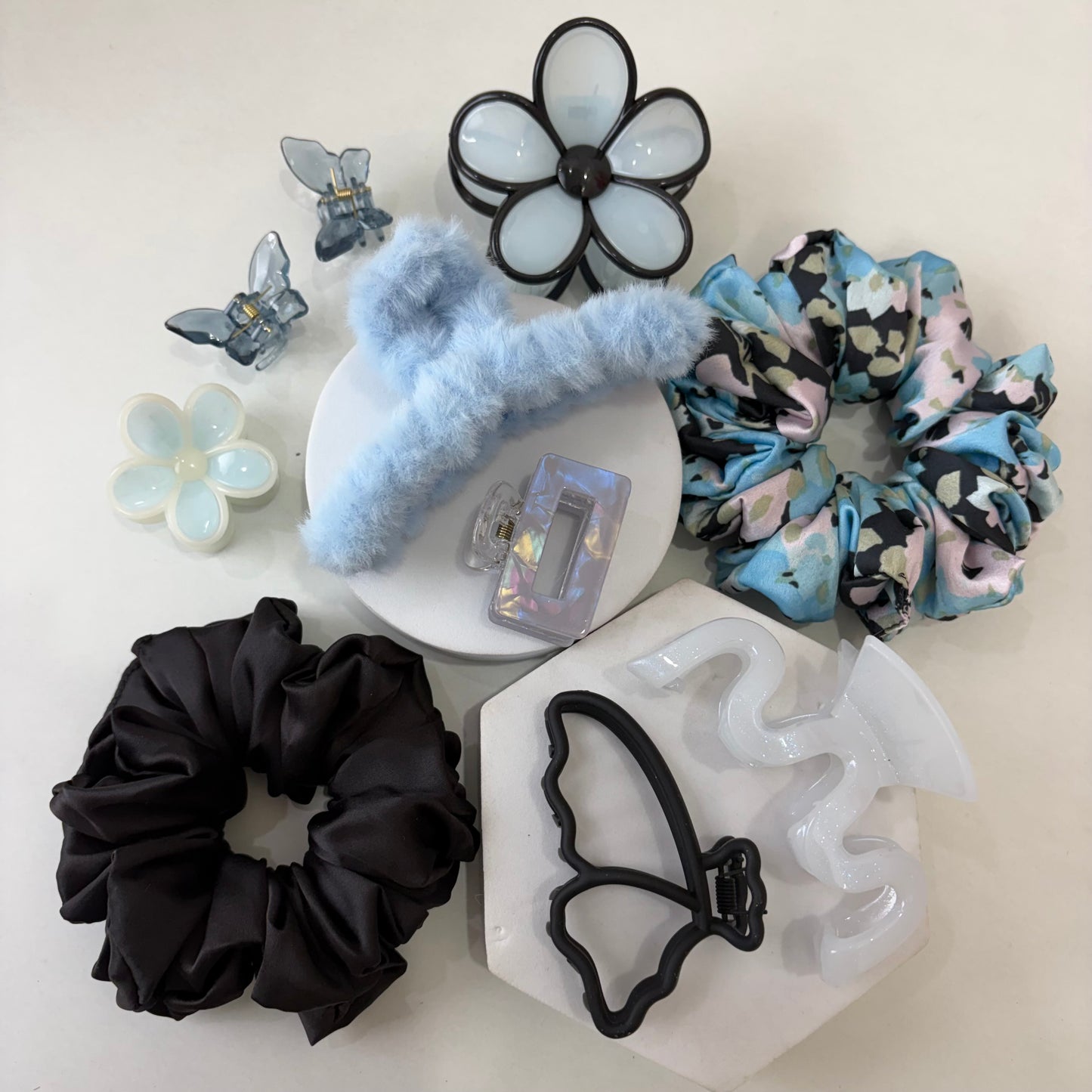Blue Black Hamper