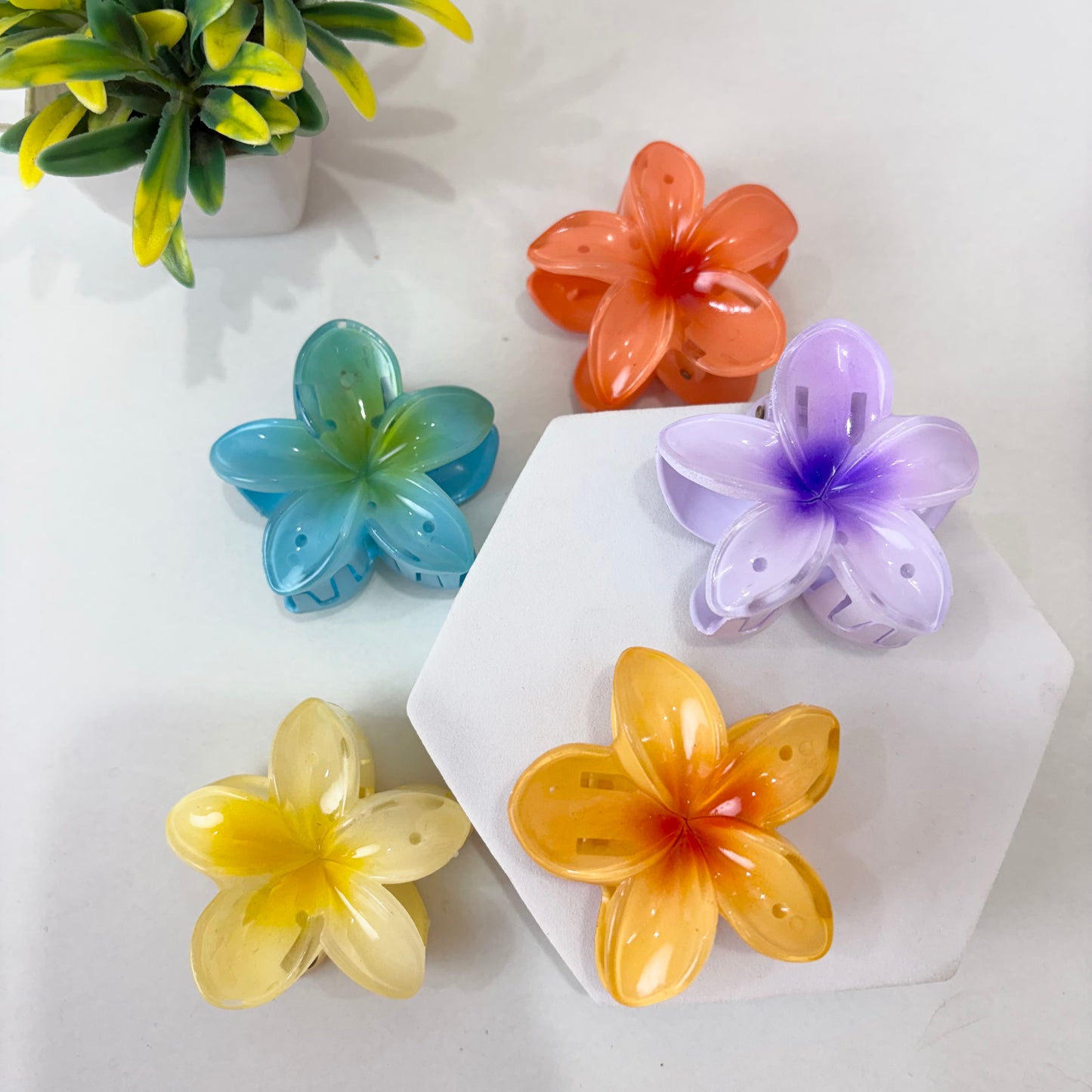 Medium Realistic Flower