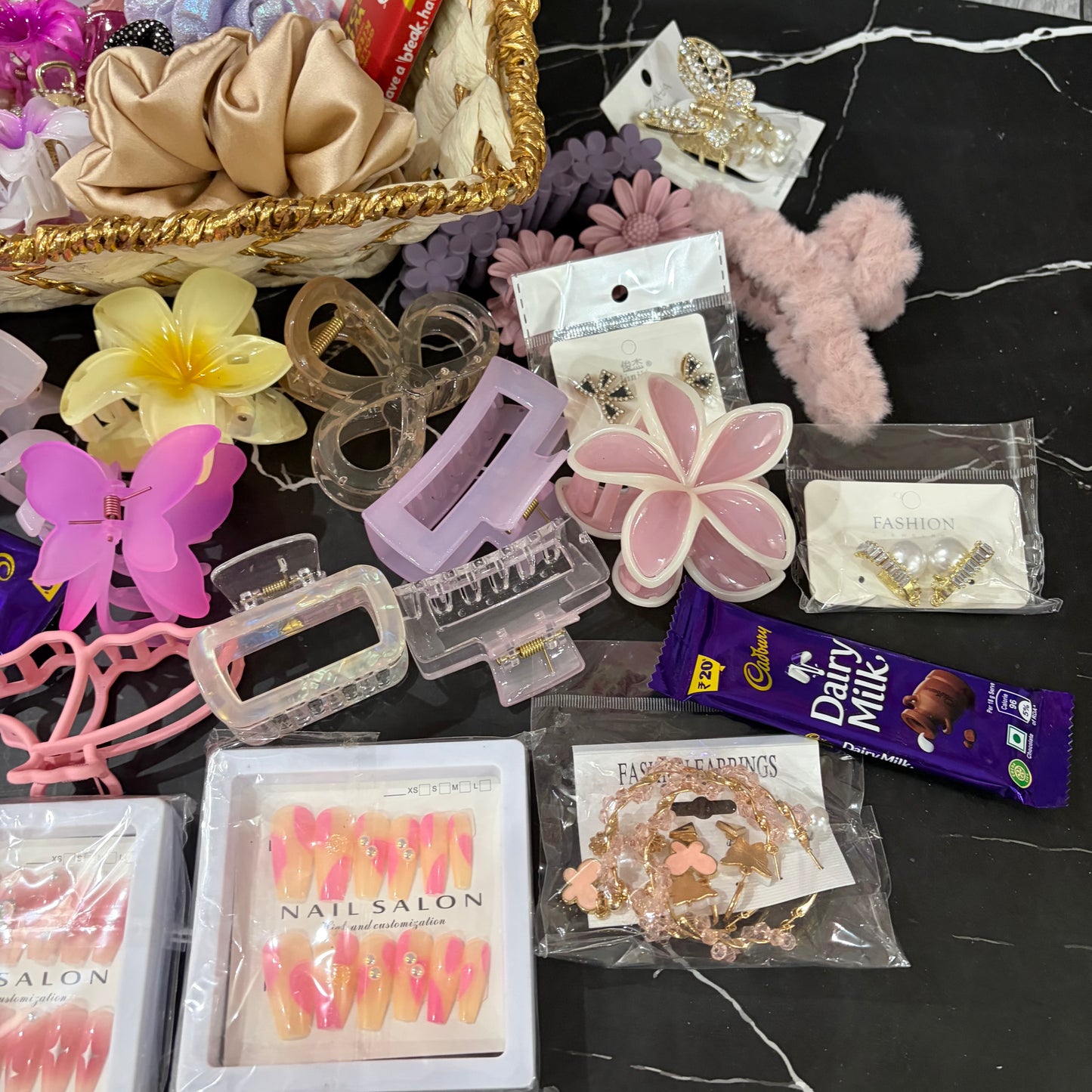 Premium Cute Hamper ( with basket )