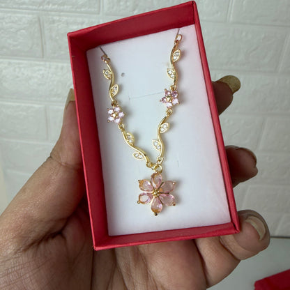 Dreamy Pendant (with box)