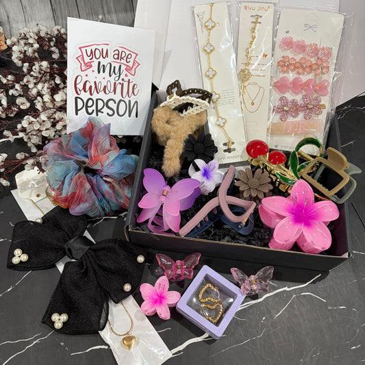 Cute Charming Hamper