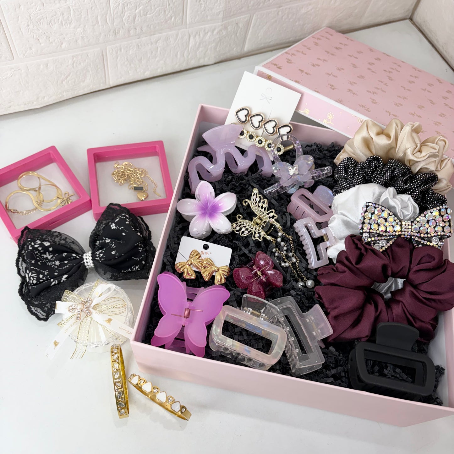 Premium Luxe Hamper ( with box )