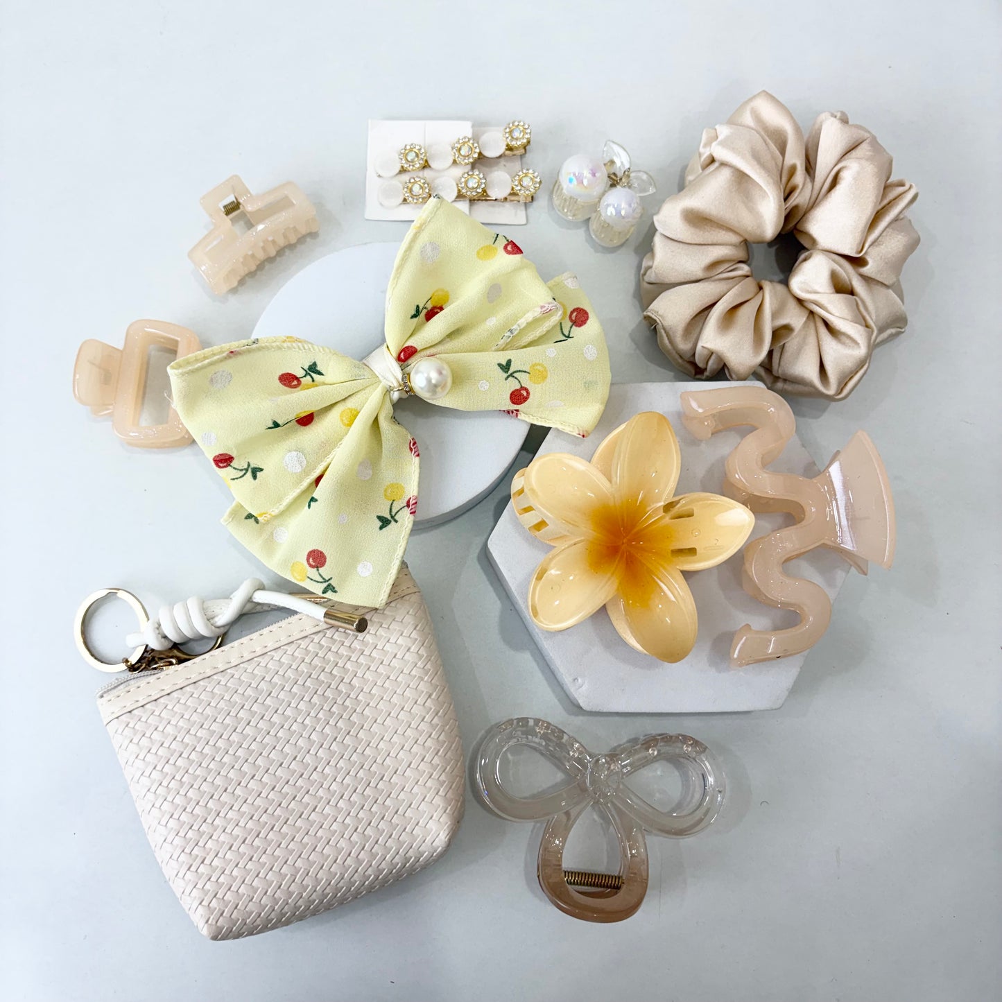 Cute Charming Hamper