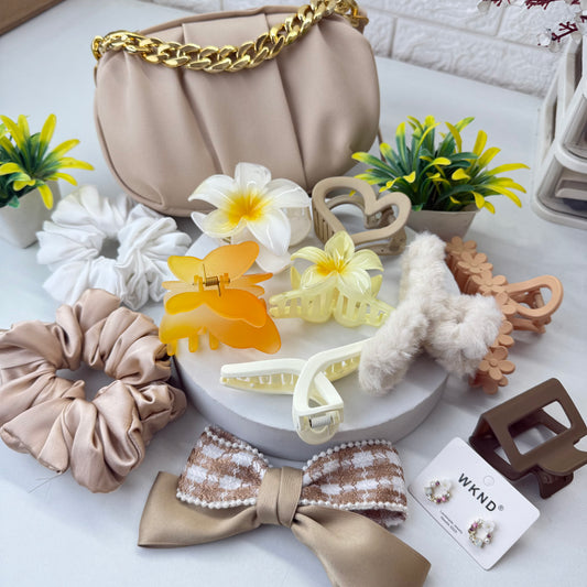 Cute Cream Hamper ( with HandBag )