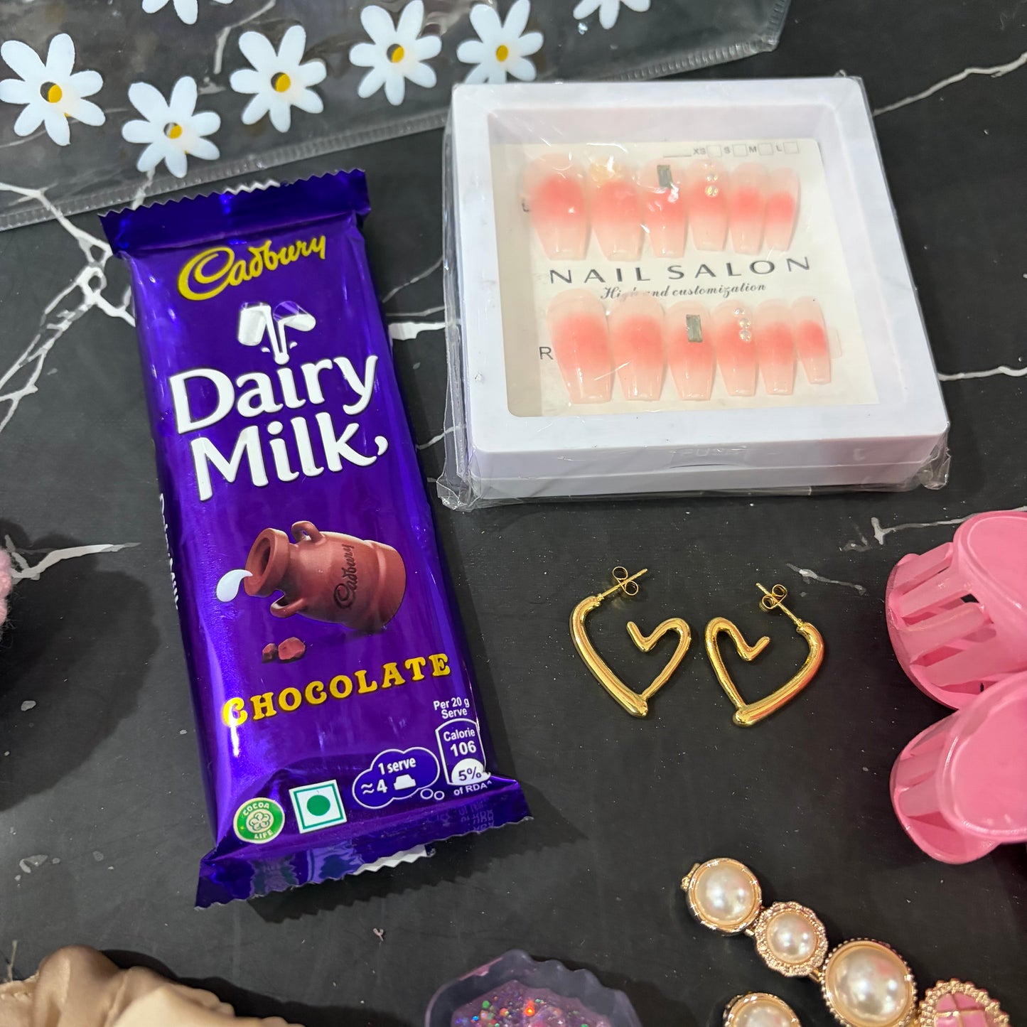 Tulip Hamper ( with HandBag )