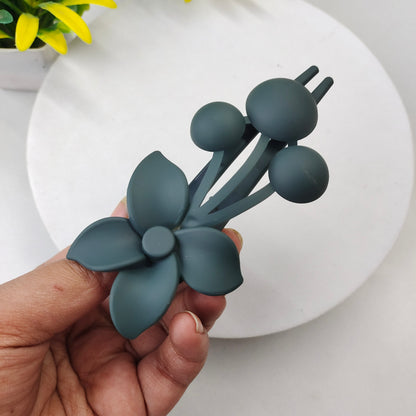 Matte Flower Clip