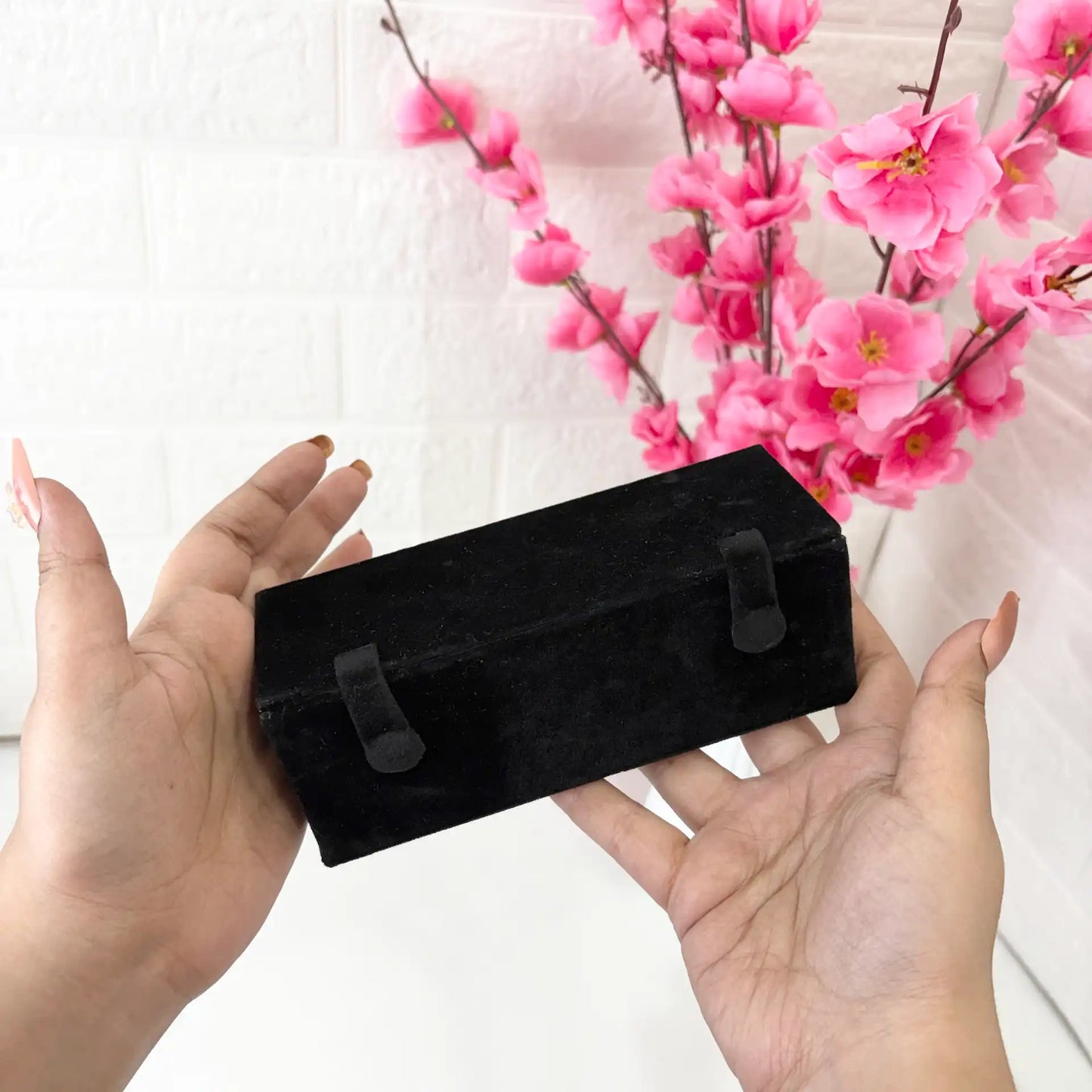 Dreamy Earring Hamper