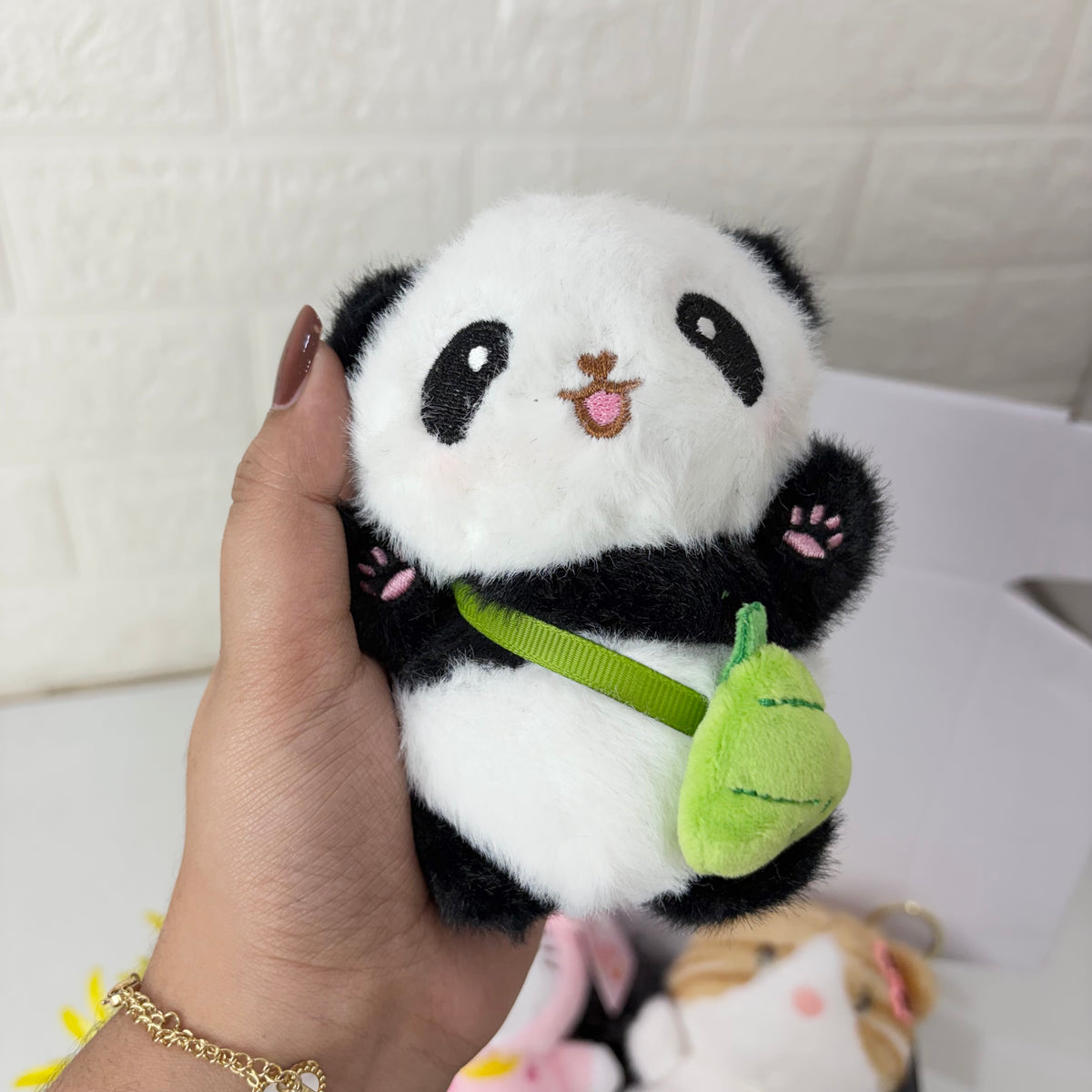 Cute Crew Gift Box