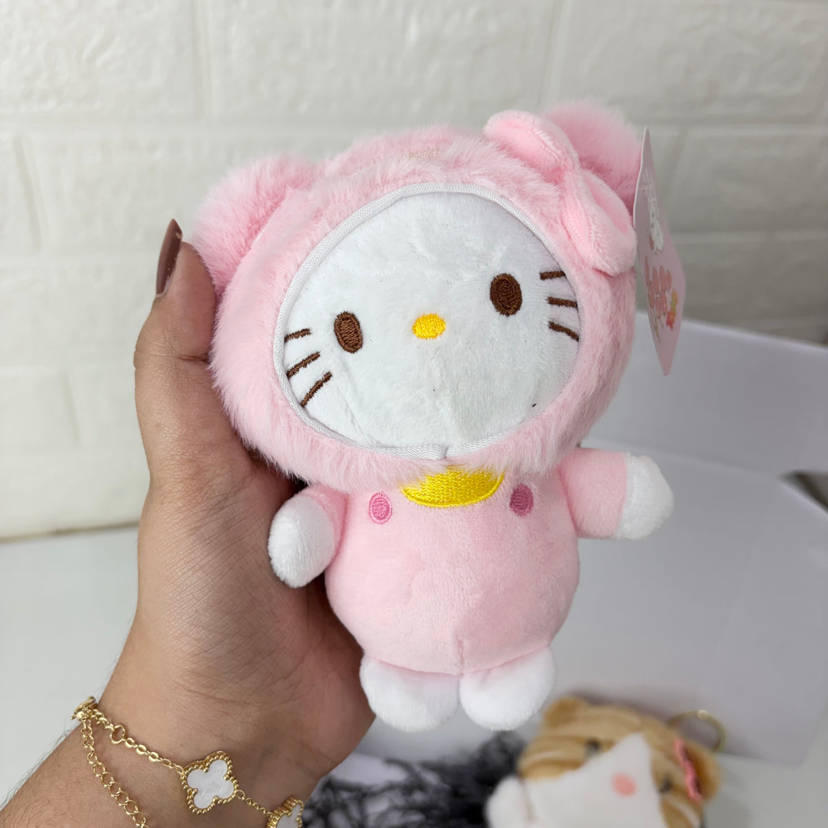 Cute Crew Gift Box
