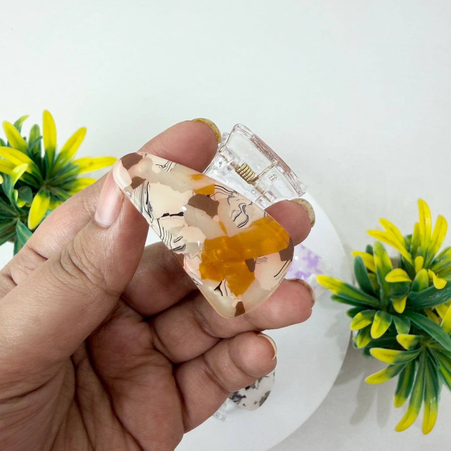 Resin Rounded