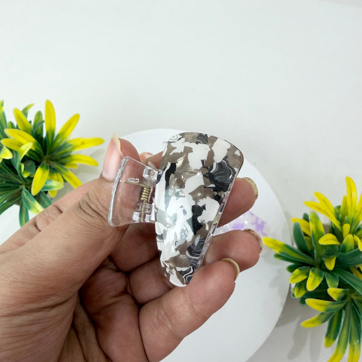 Resin Rounded