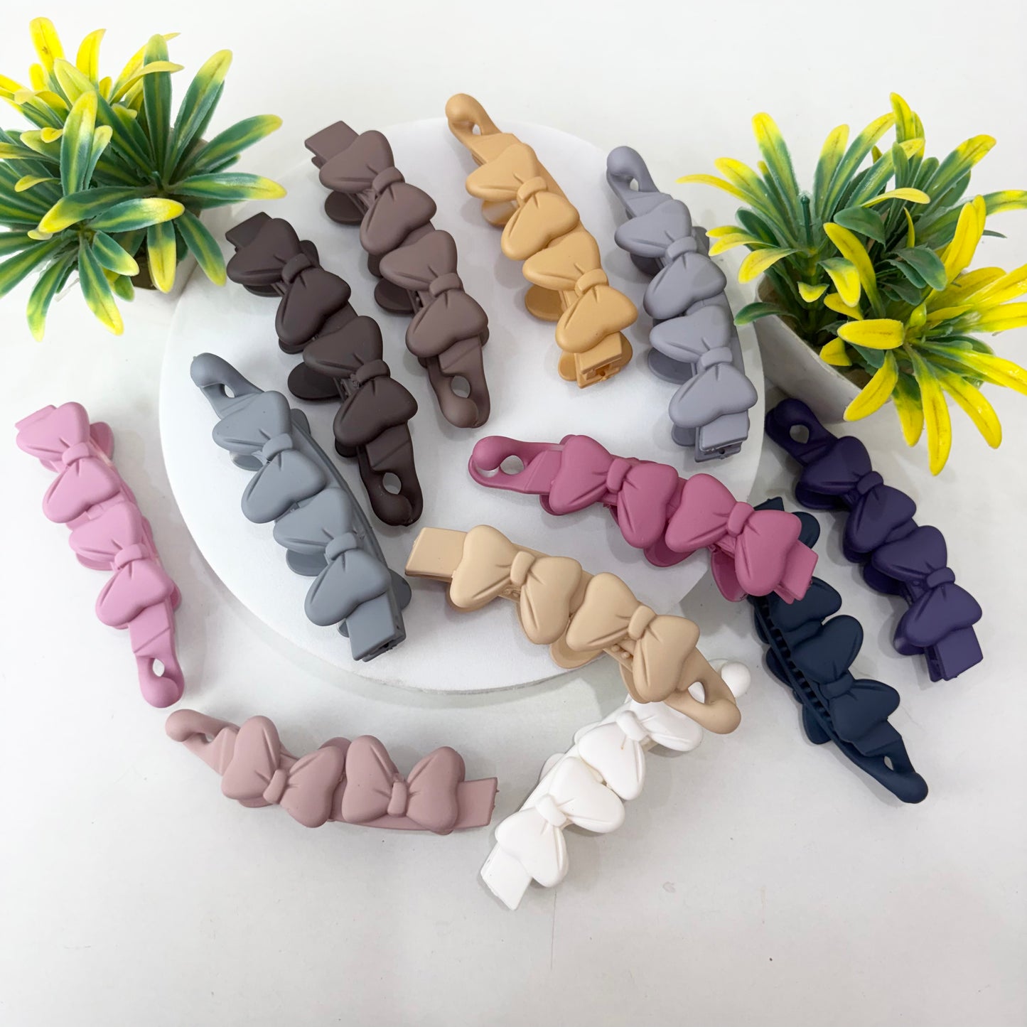 Matte Banana Clip