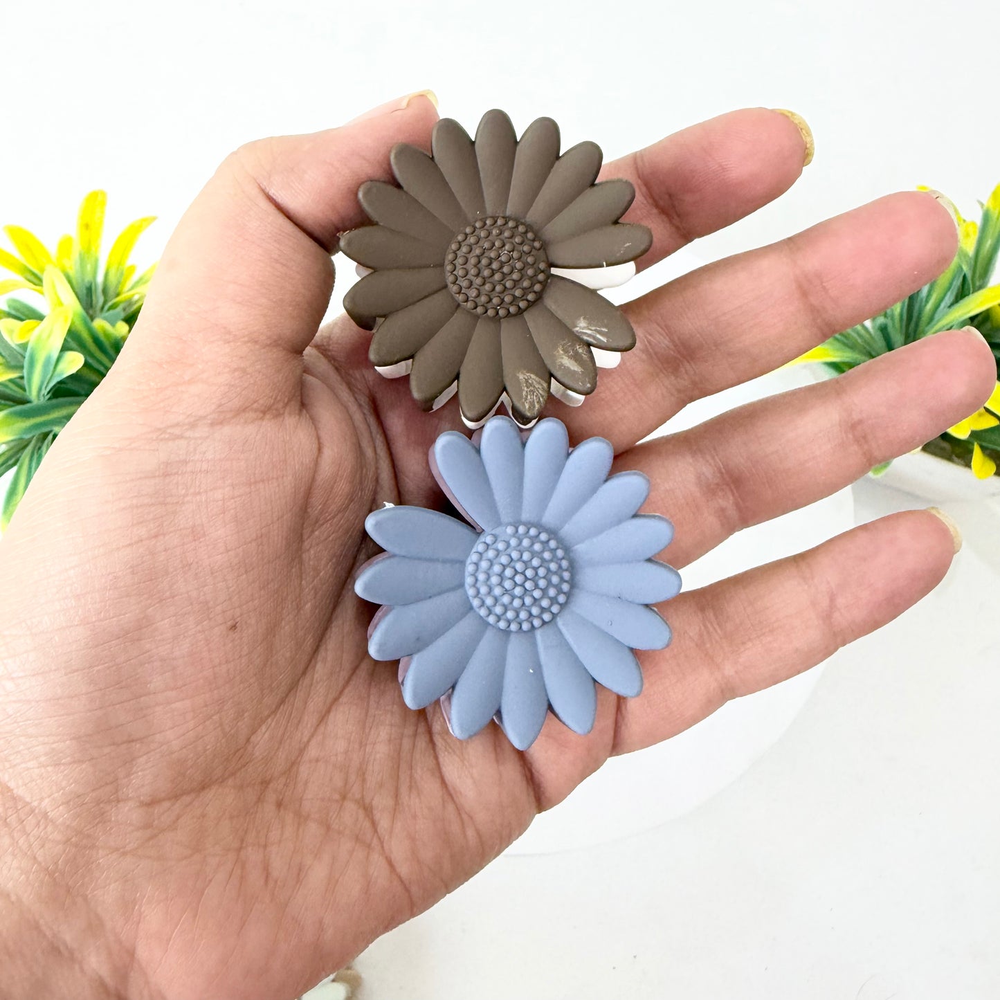 Dual tone Flower - Set of 2