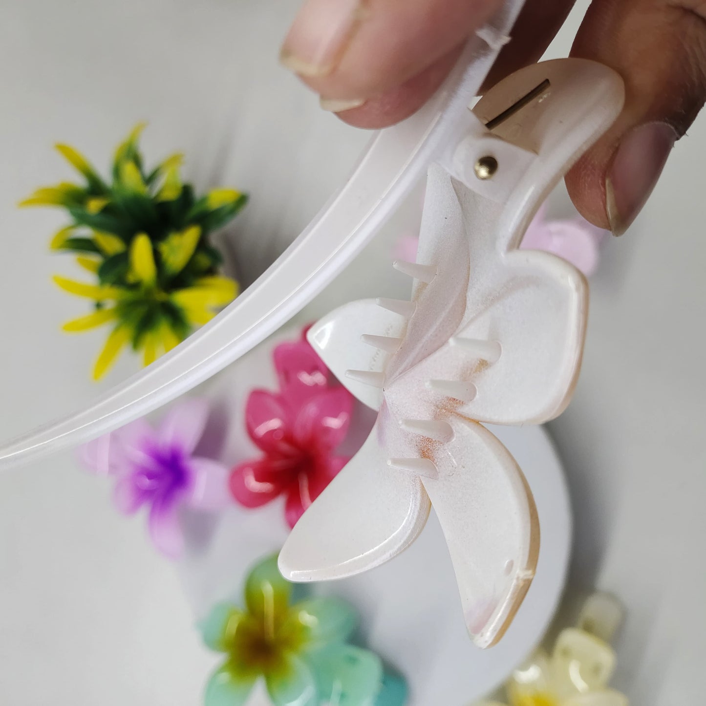 Realistic Flower Clip