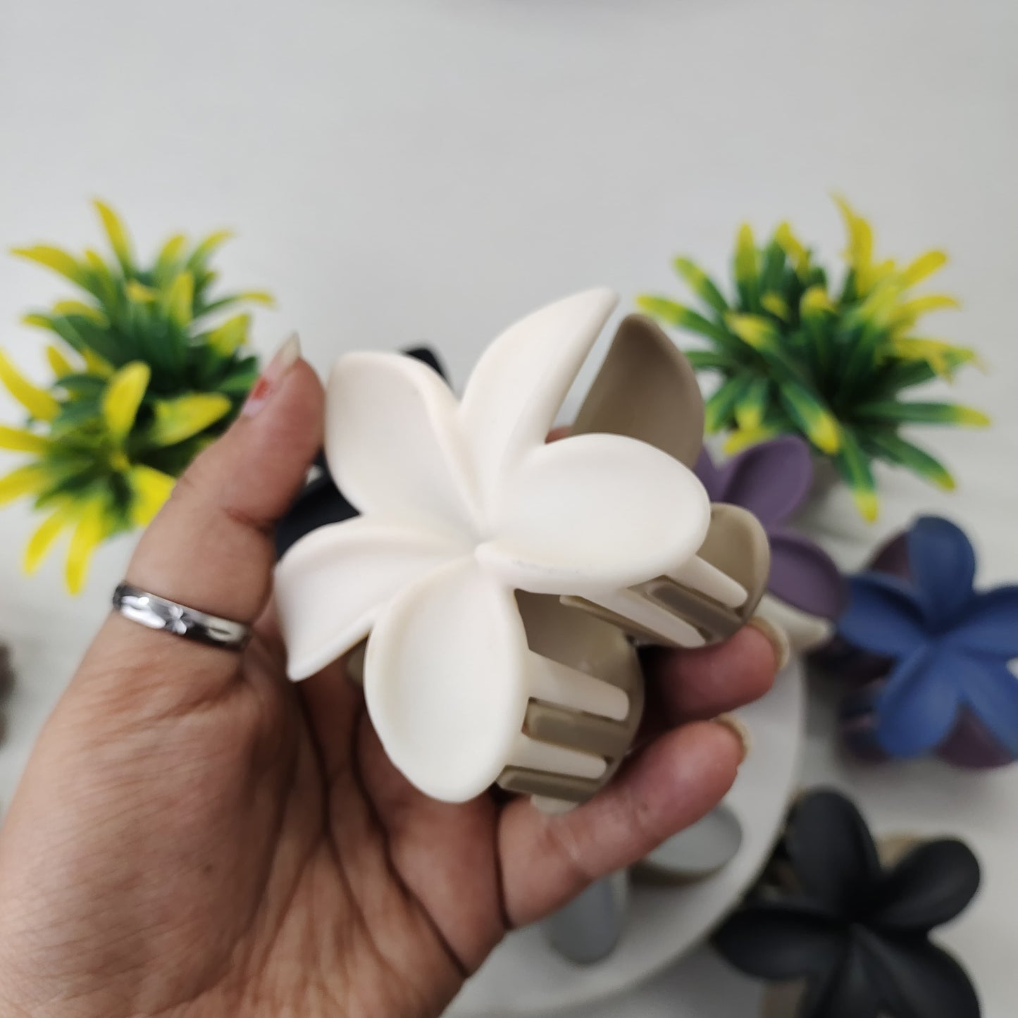 Giant Flower Hairclaw - Dual