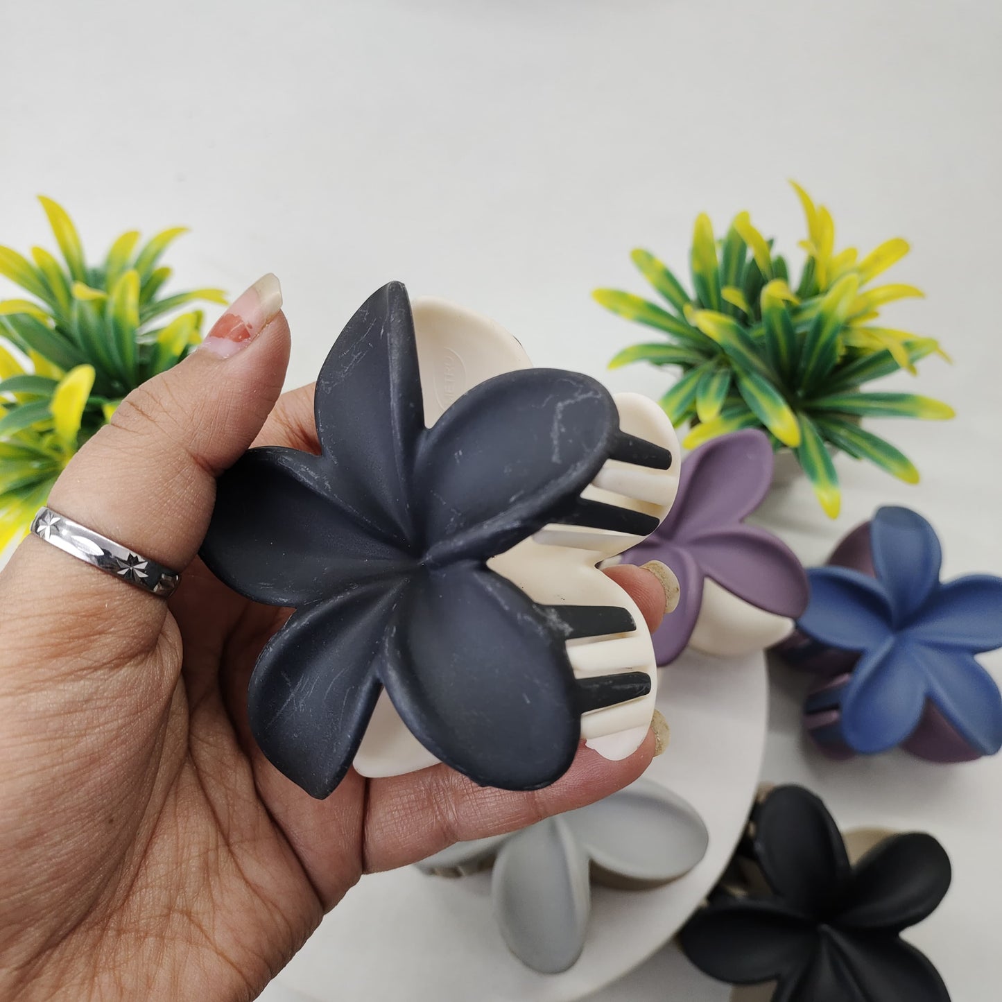 Giant Flower Hairclaw - Dual