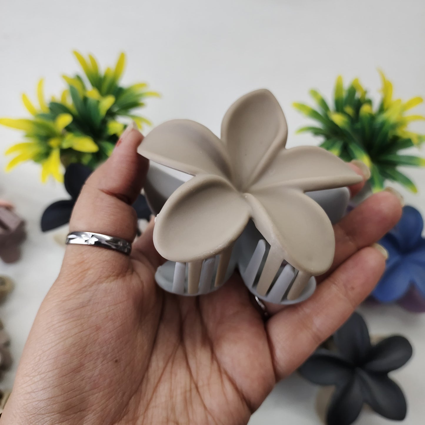 Giant Flower Hairclaw - Dual