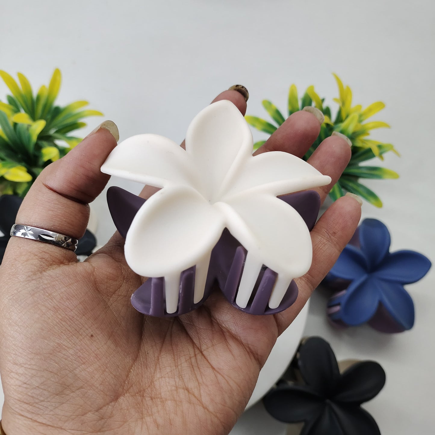 Giant Flower Hairclaw - Dual