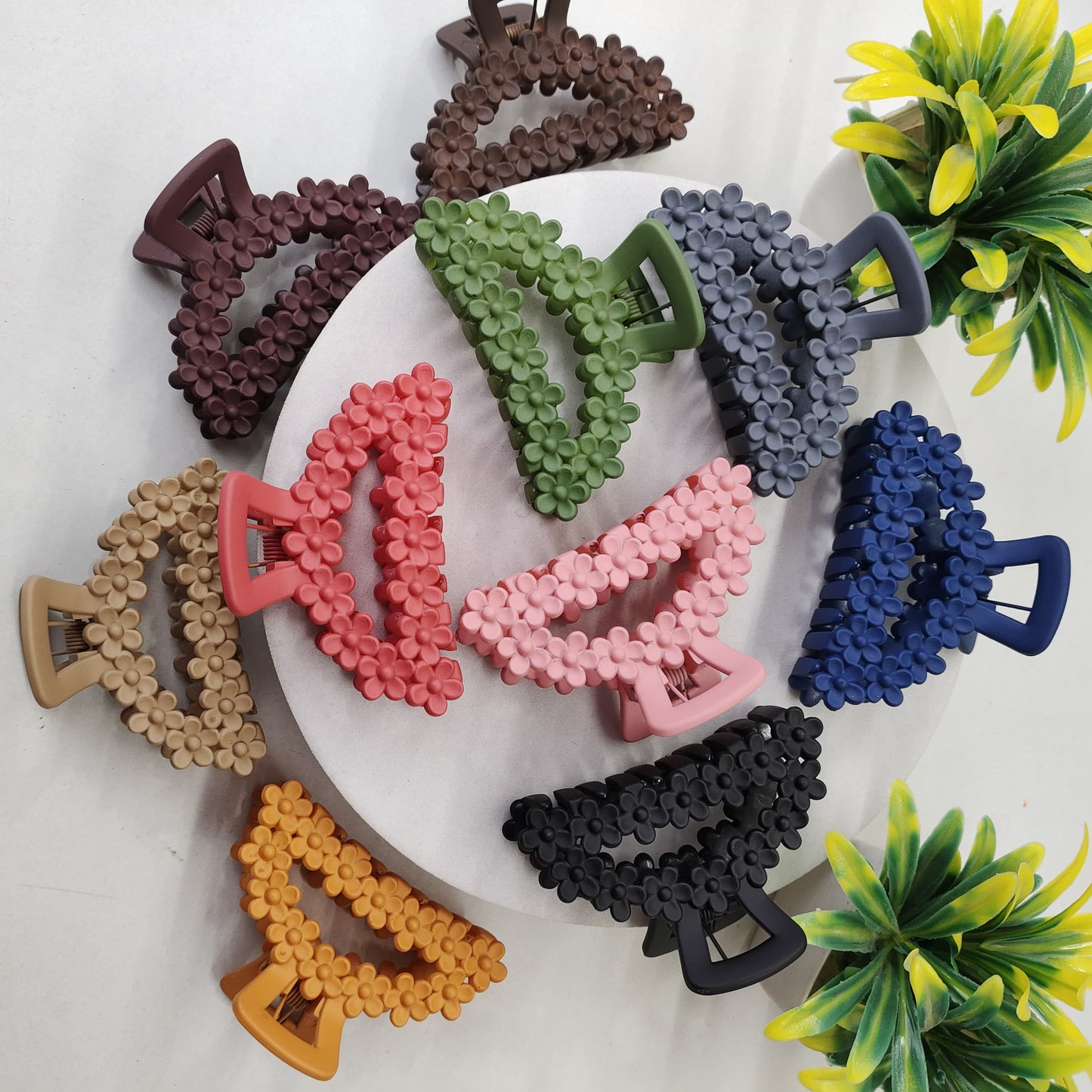 Matte Medium Hairclaw - Circle