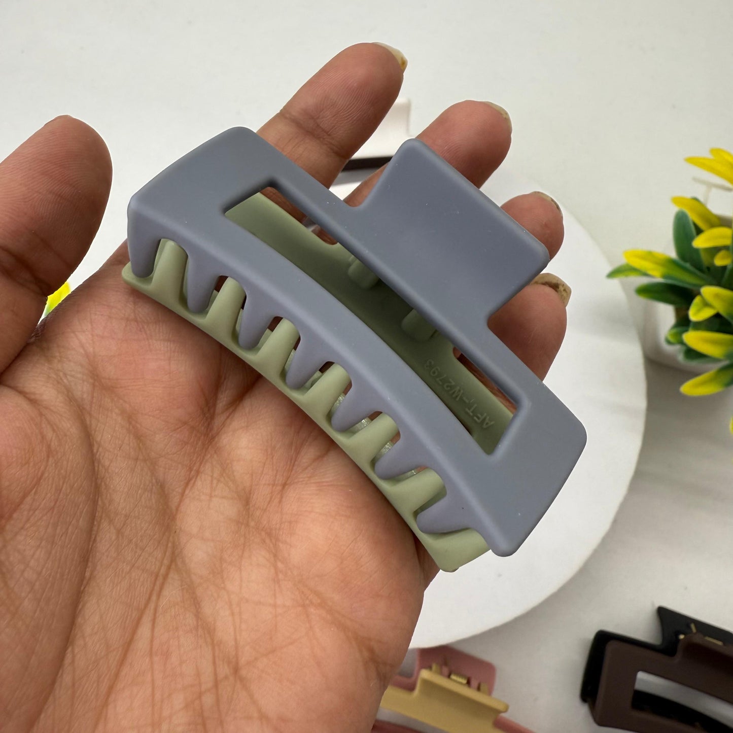 Medium - Dual tone Matte Rectangle