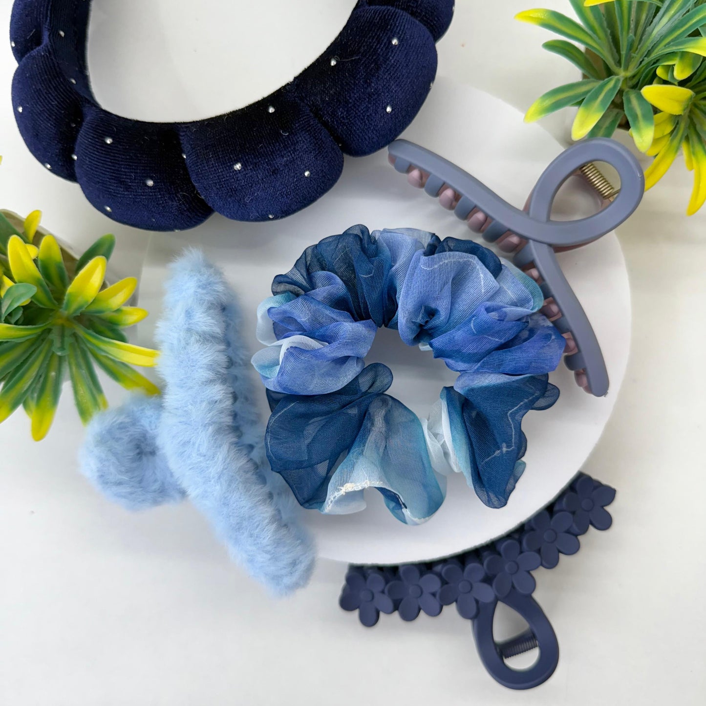 Blue Hamper