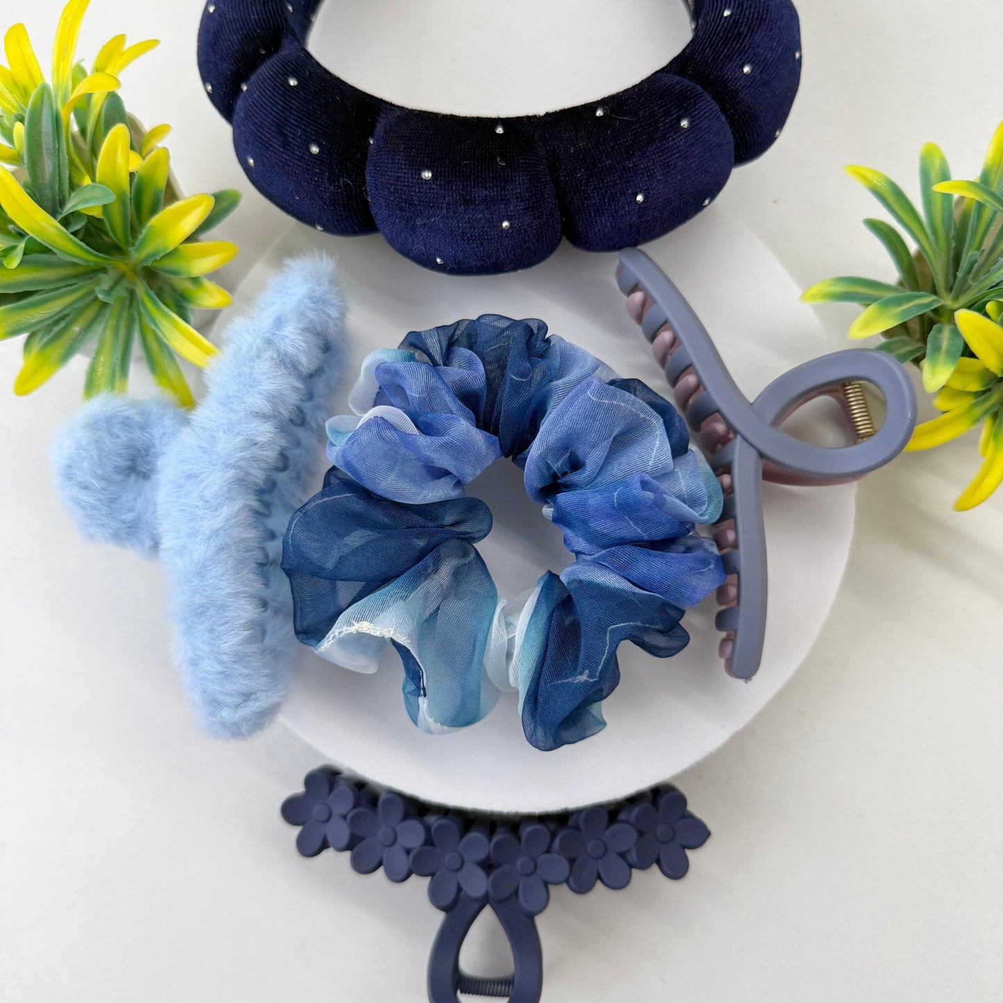 Blue Hamper