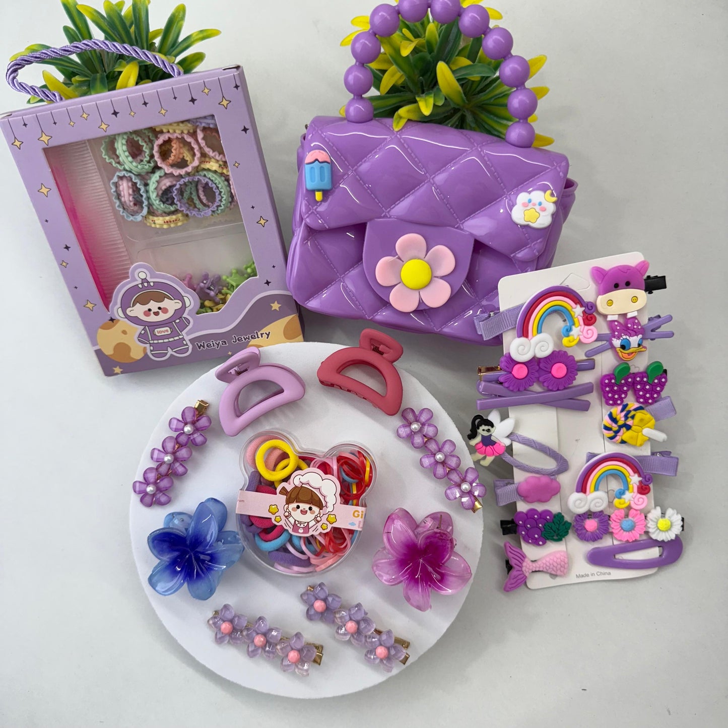 Cute Hamper with Bag
